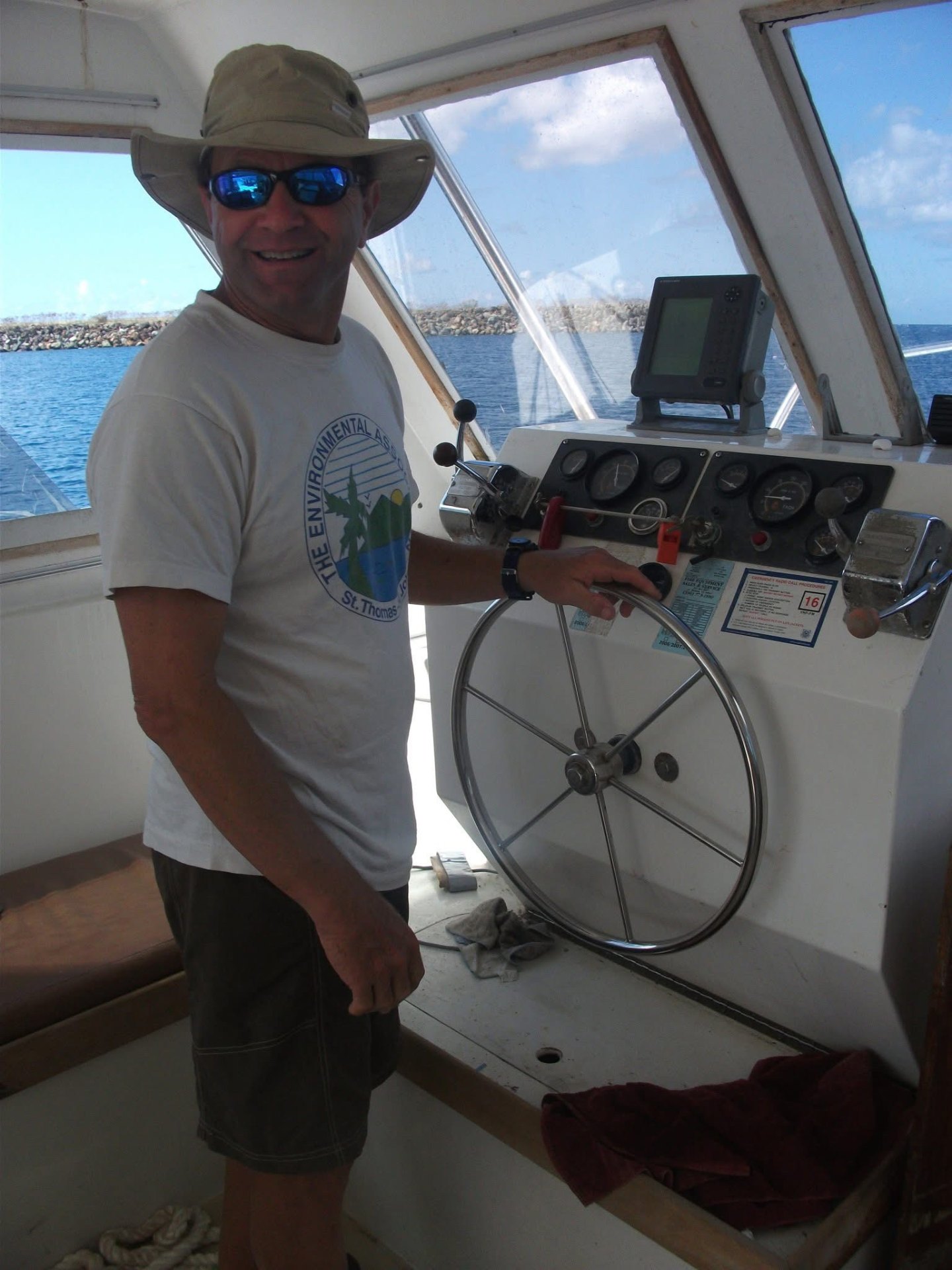 Steve Prosterman.
The Scientist and The Sea.
